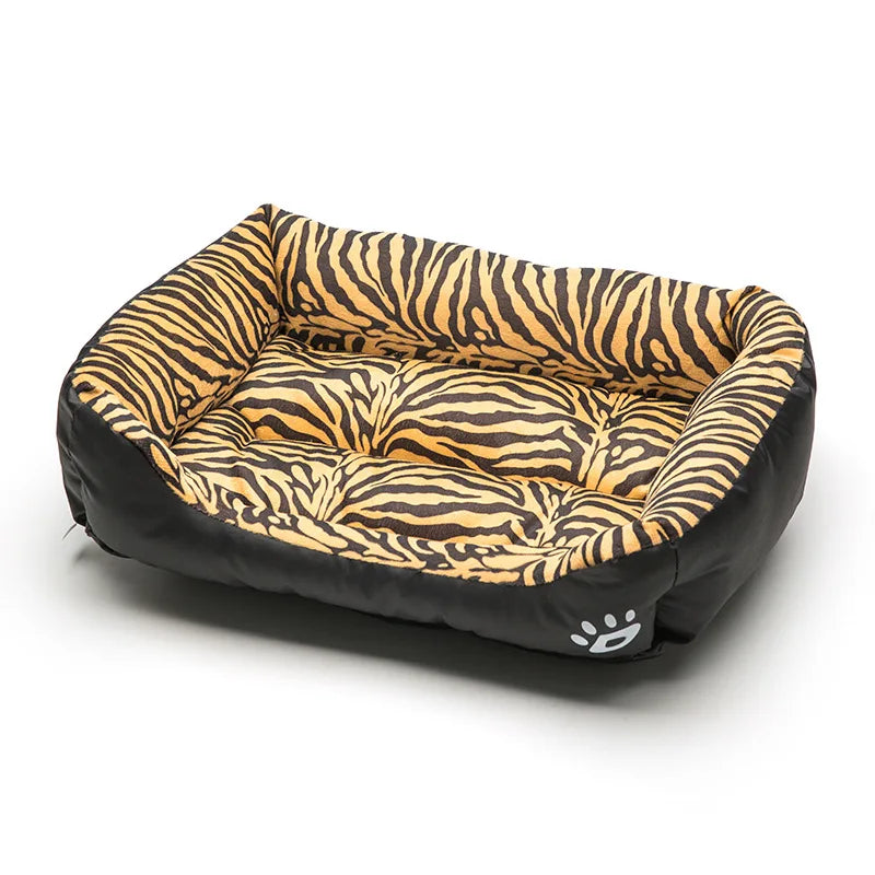 Cozy Fleece Dog Bed for Dobermans – Waterproof, Warm, and Built for Big Breeds